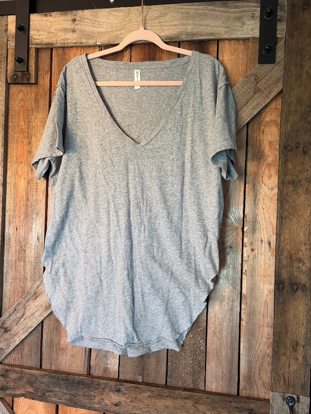 Pebby forevee XL gray vneck tshirt